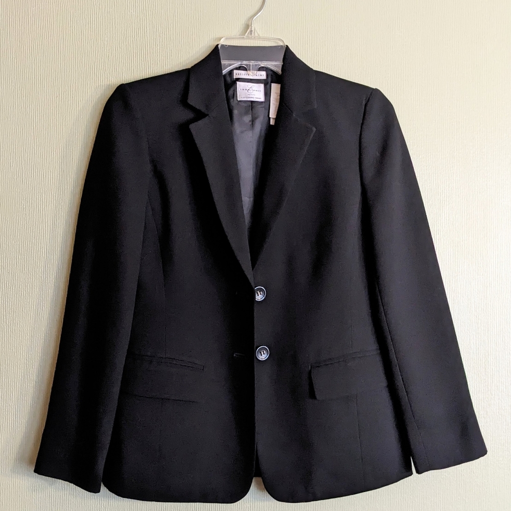 Emma James Black Structured Two Button Blazer Not… - image 2